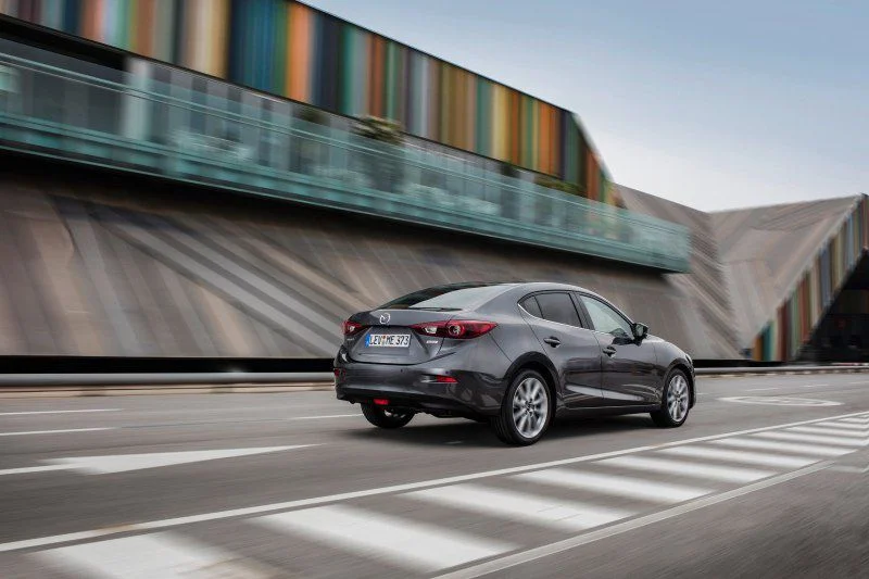 Mazda 3 1.5 SkyActiv-D (105 Hp)2017 - 2018 thumbnail 15