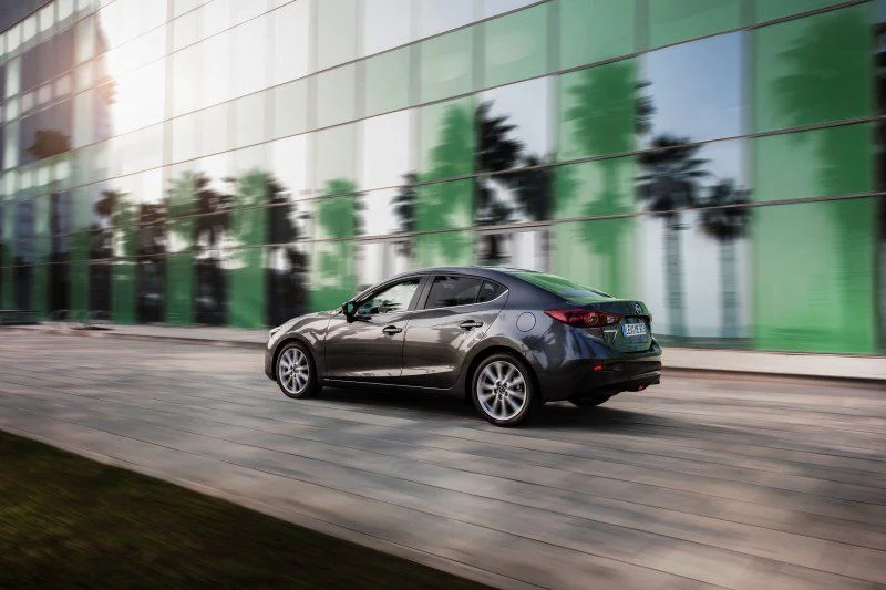 Mazda 3 1.5 SkyActiv-D (105 Hp)2017 - 2018 thumbnail 16