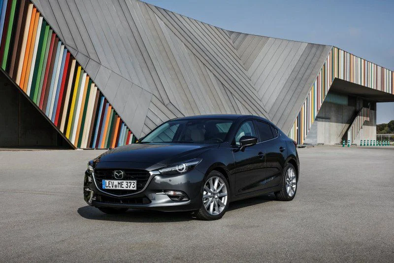 Mazda 3 1.5 SkyActiv-D (105 Hp)2017 - 2018 thumbnail 18