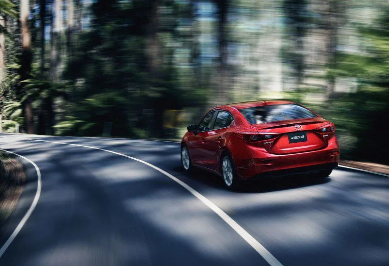 Mazda 3 1.5 Skyactiv-D (105 Hp)2016 - 2016 thumbnail 2
