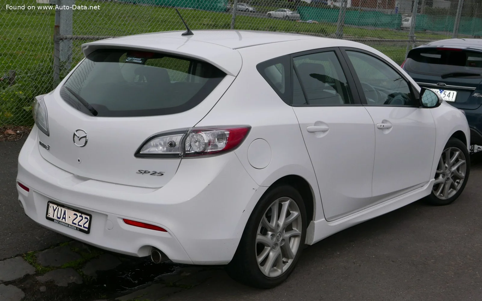 Mazda 3 1.6 CD (115 Hp)2011 - 2013 thumbnail 4