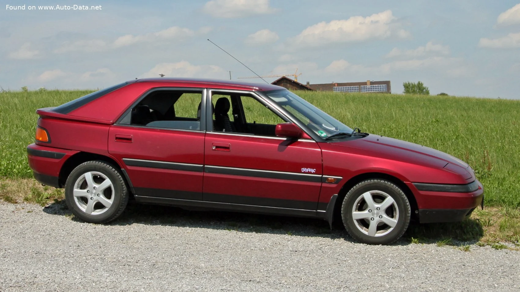 Mazda 323 1.6 16V (88 Hp)1991 - 1995 thumbnail 2