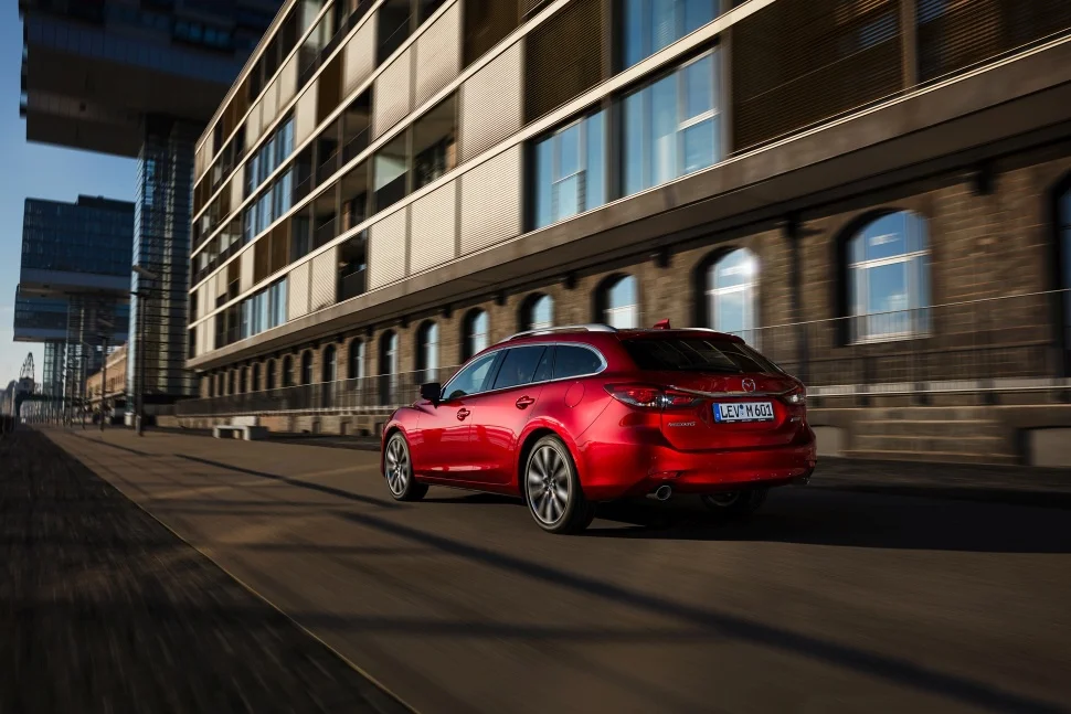Mazda 6 2.0 SKYACTIV-G (145 Hp)2018 - thumbnail 3