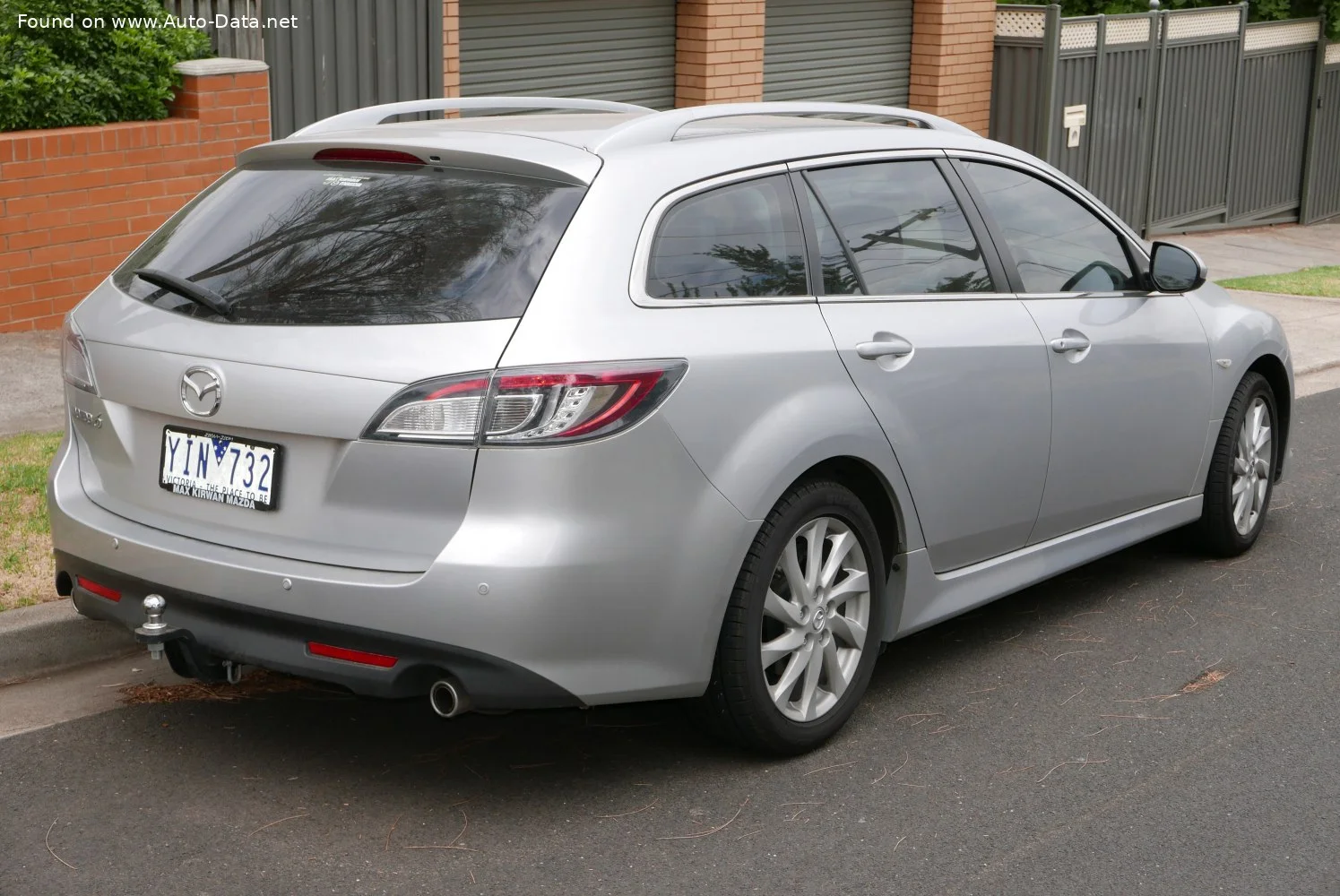 Mazda 6 1.8 (120 Hp)2010 - 2012 thumbnail 2