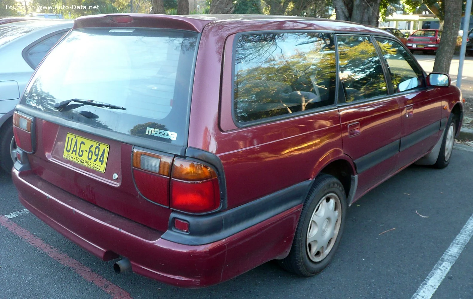 Mazda 626 2.0 16V (140 Hp)1988 - 1992 thumbnail 2