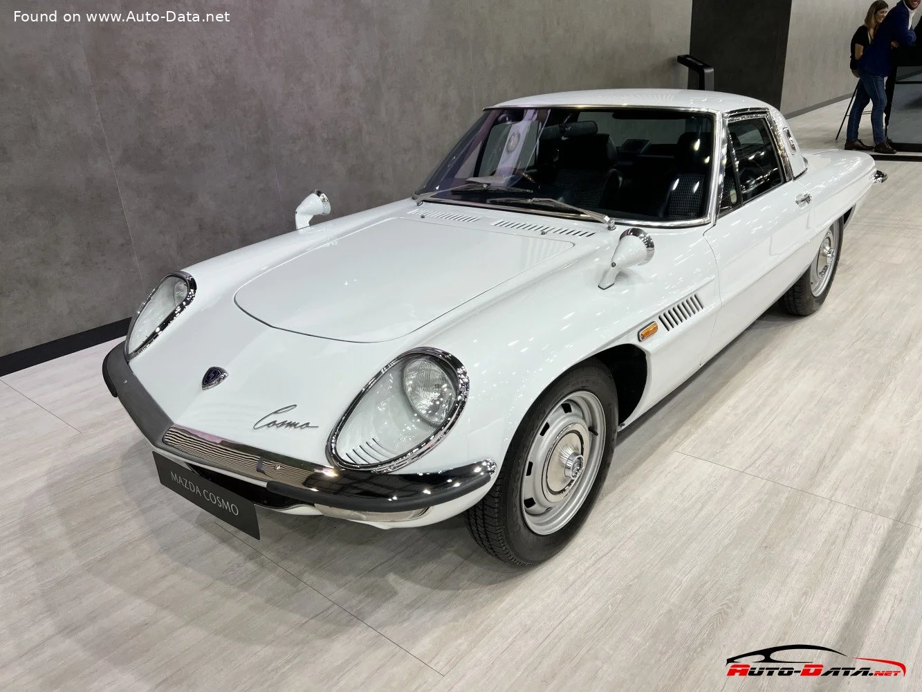 Mazda Cosmo 1.0 Wankel (110 Hp)1967 - 1968 - 1
