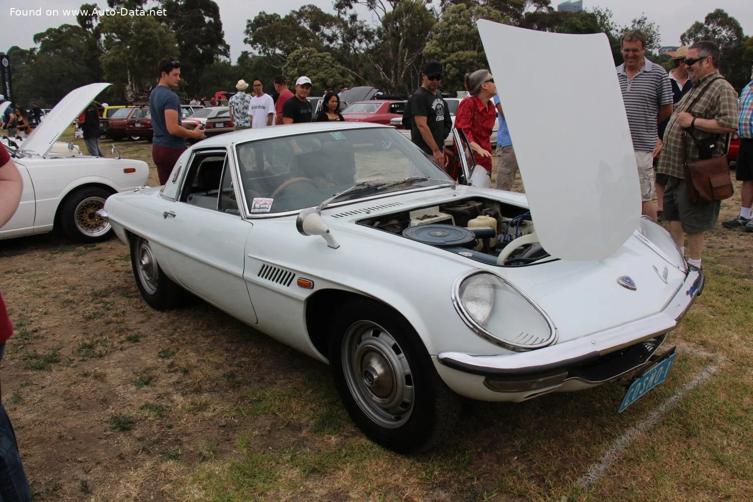 Mazda Cosmo 1.0 Wankel (110 Hp)1967 - 1968 thumbnail 12