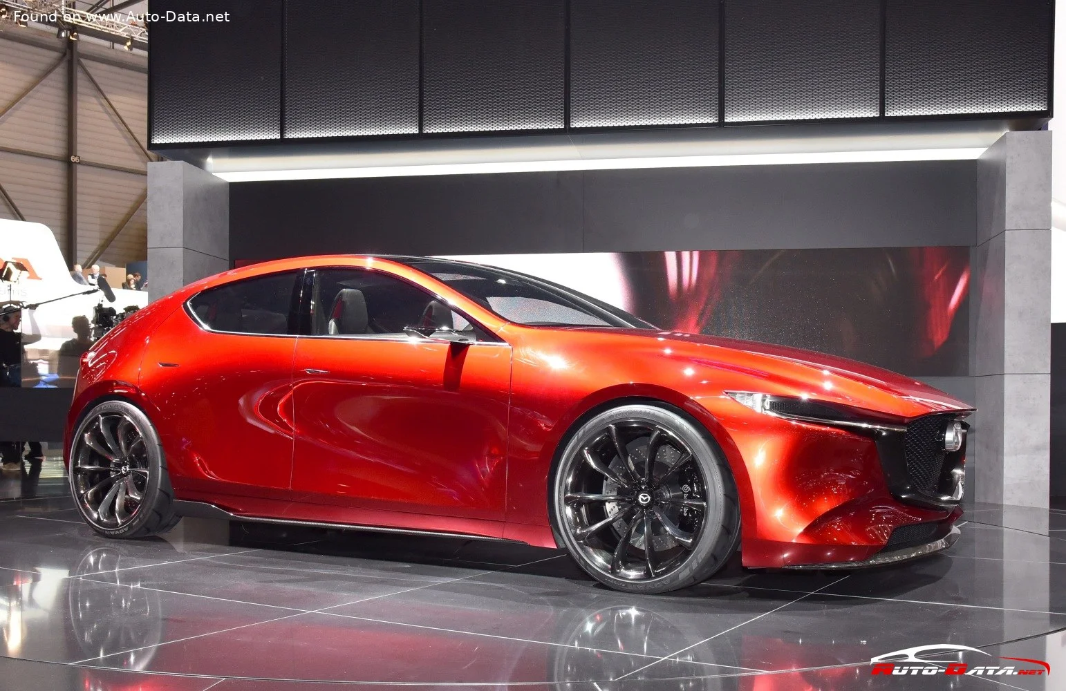 Mazda KAI Mazda KAI Concept thumbnail 2