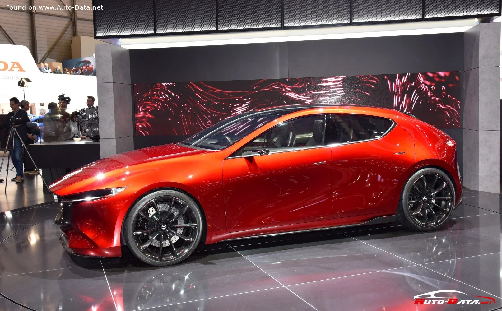 Mazda KAI Mazda KAI Concept thumbnail 5