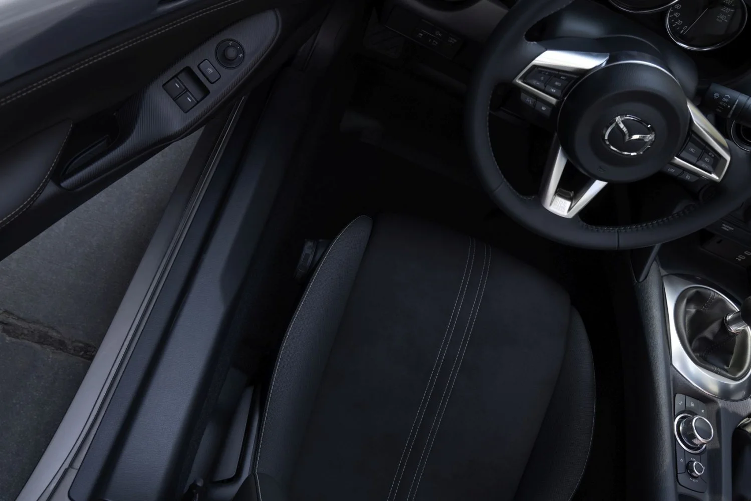 Mazda MX-5 1.5 SkyActiv-G (132 Hp)2023 - thumbnail 15