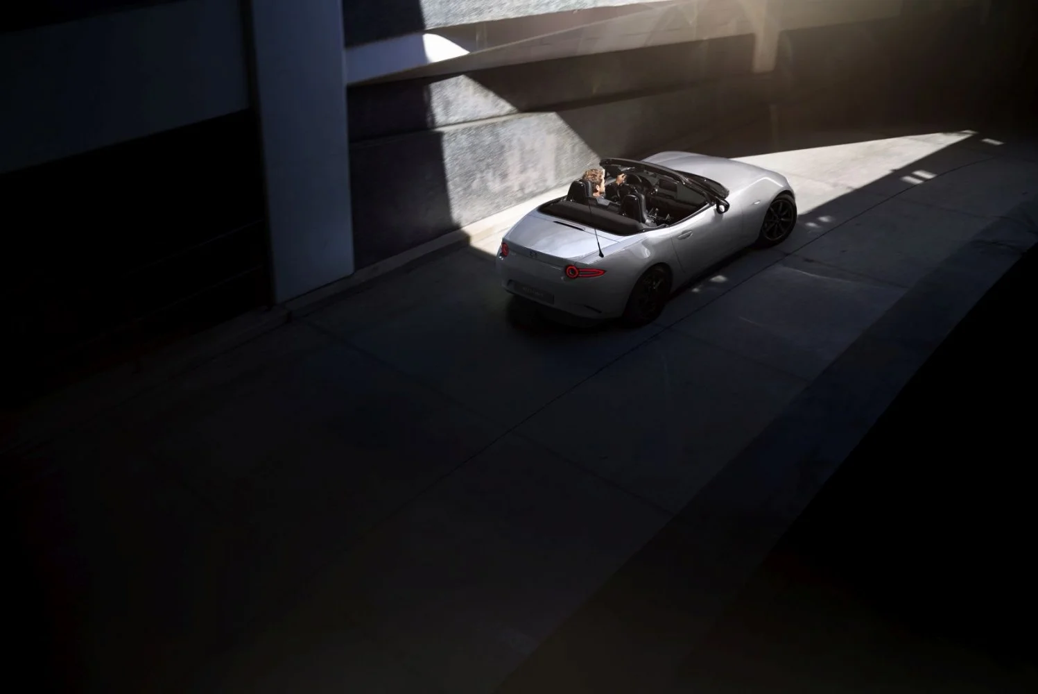 Mazda MX-5 1.5 SkyActiv-G (132 Hp)2023 - thumbnail 4