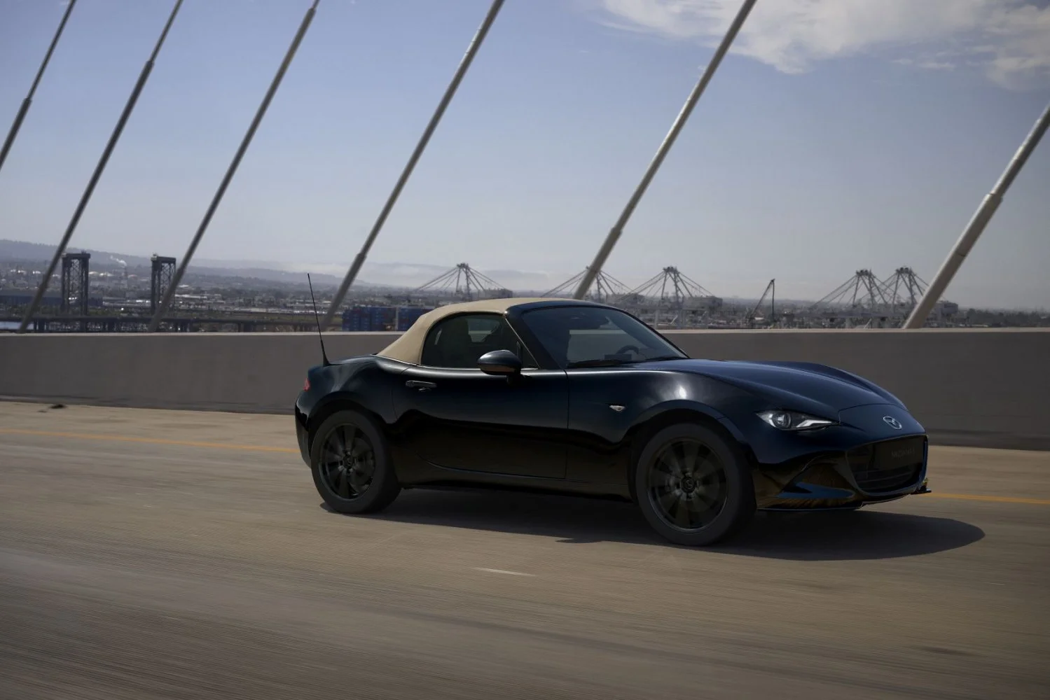 Mazda MX-5 1.5 SkyActiv-G (132 Hp)2023 - thumbnail 6