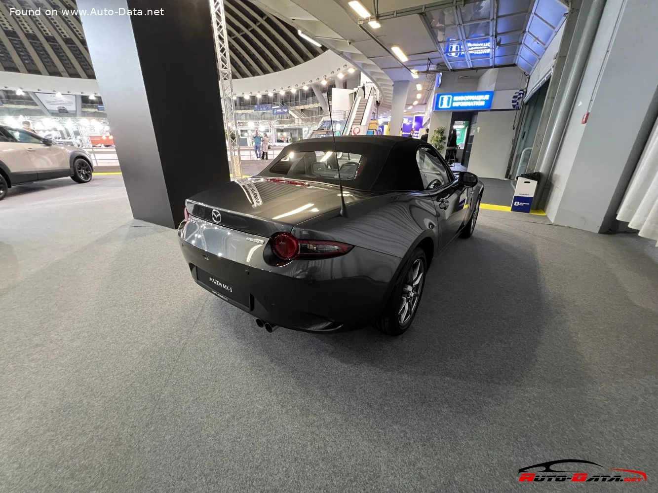 Mazda MX-5 1.5 SkyActiv-G (132 Hp)2018 - 2023 thumbnail 15