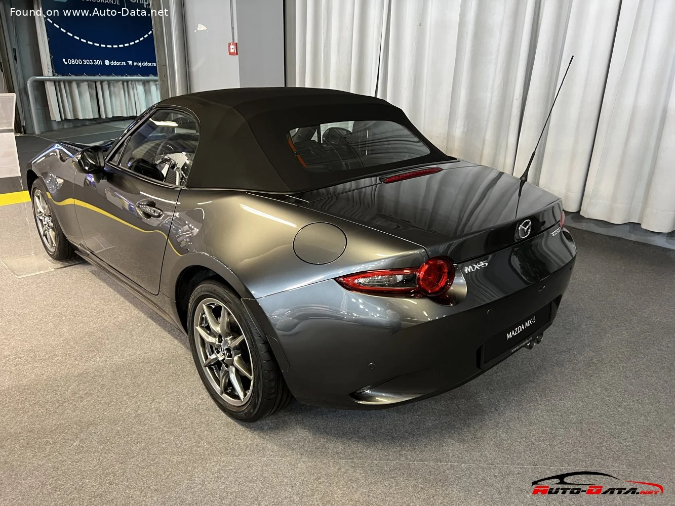 Mazda MX-5 1.5 SkyActiv-G (132 Hp)2018 - 2023 thumbnail 16