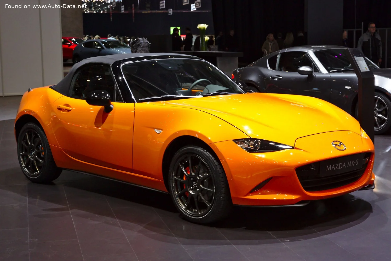 Mazda MX-5 1.5 SkyActiv-G (132 Hp)2018 - 2023 thumbnail 17