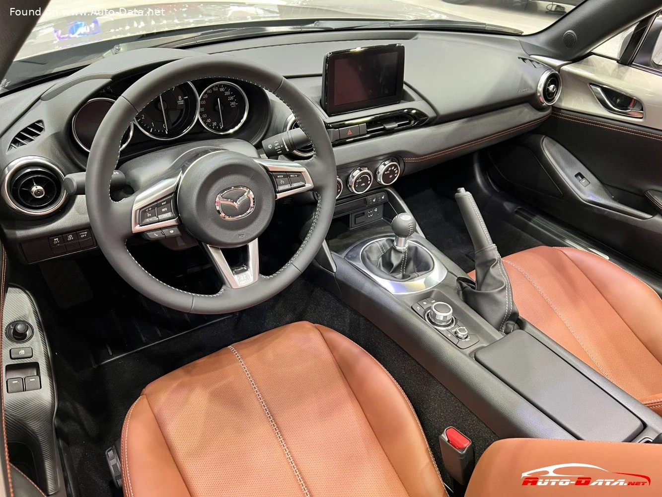 Mazda MX-5 1.5 SkyActiv-G (132 Hp)2018 - 2023 thumbnail 7