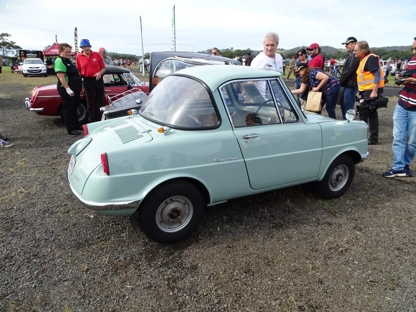 Mazda R360 0.4 V2 (16 Hp) Torq Drive1960 - 1969 thumbnail 8