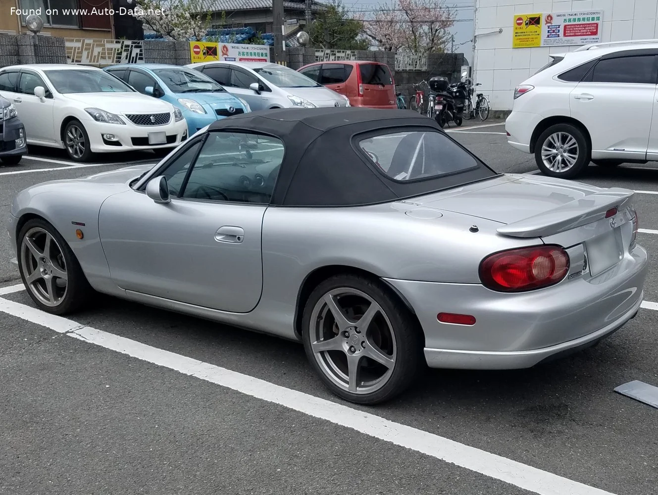 Mazda Roadster 1.6 i (125 Hp)1998 - 2005 thumbnail 2