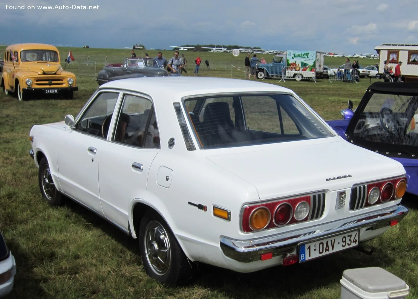 Mazda RX-3 1.0 (110 Hp) Wankel1971 - 1973 thumbnail 2