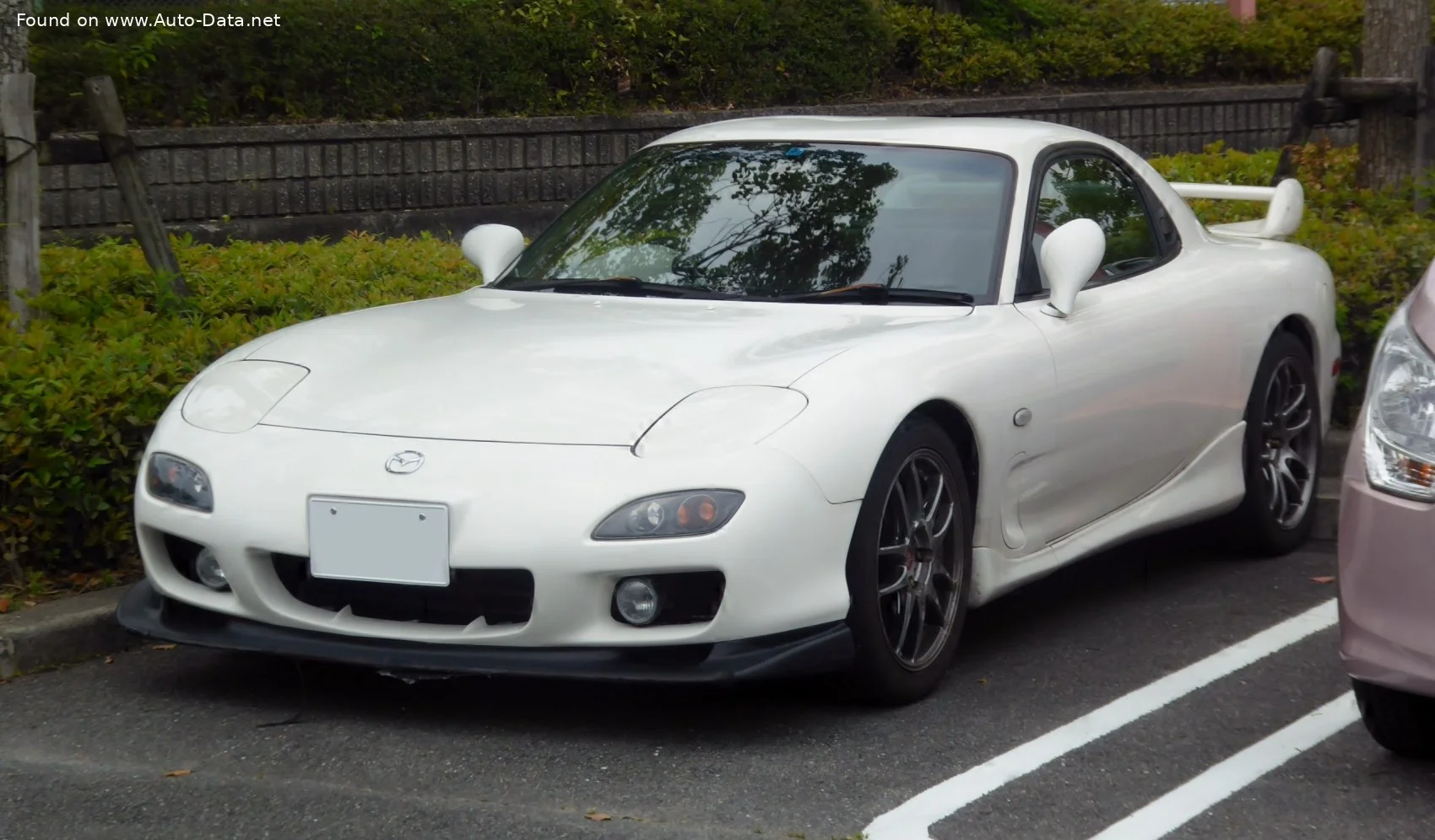 Mazda RX-7 1.3 Wankel (255 Hp)2000 - 2002 thumbnail 2