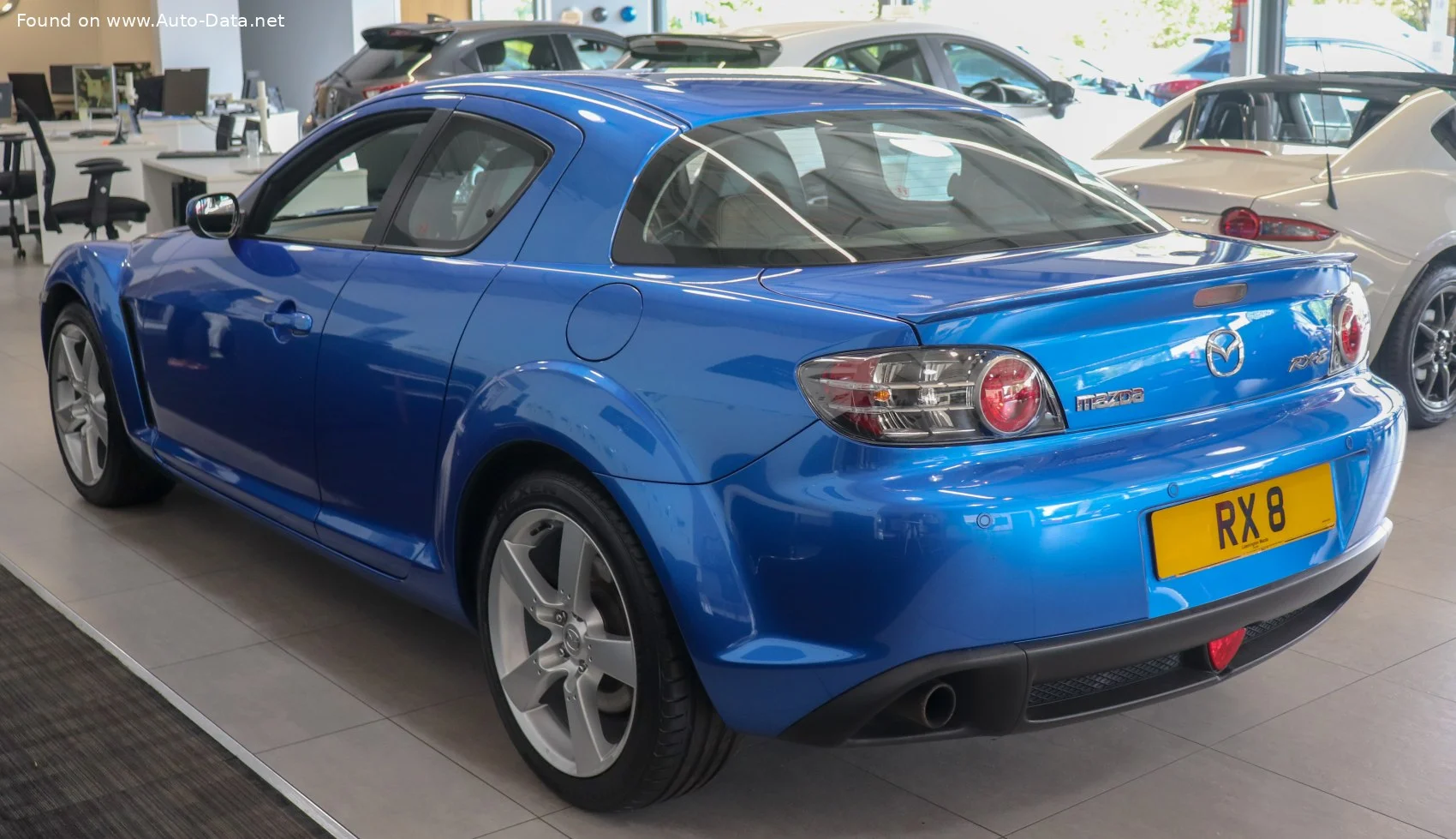 Mazda RX-8 1.3 Wankel (192 Hp)2003 - 2009 thumbnail 2