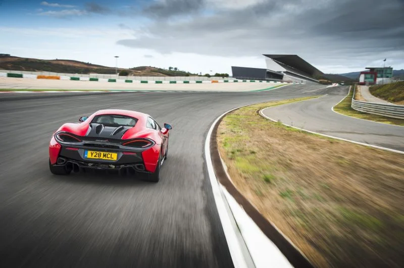 McLaren 540C 3.8 V8 (540 Hp) SSG2015 - thumbnail 14