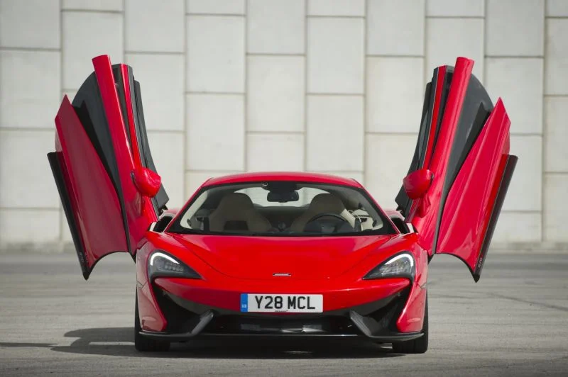 McLaren 540C 3.8 V8 (540 Hp) SSG2015 - thumbnail 16
