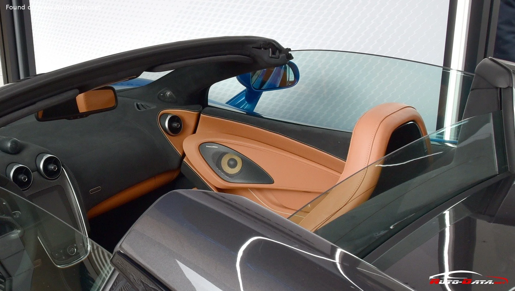McLaren 570S 3.8 V8 (570 Hp) SSG2017 - thumbnail 8