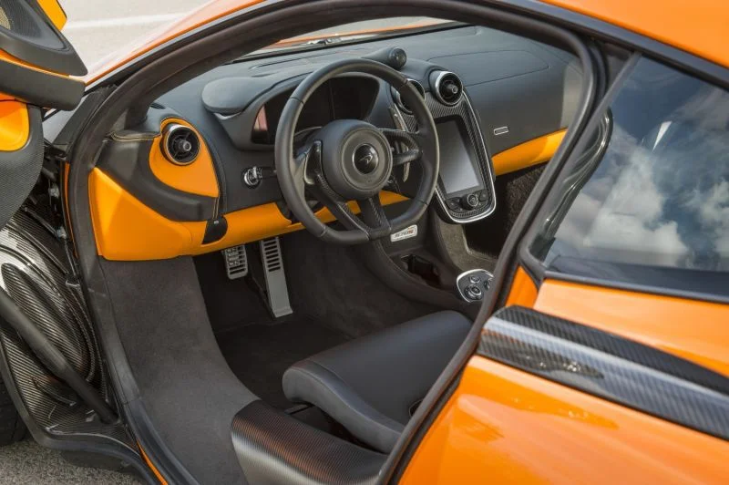 McLaren 570S 3.8 V8 (570 Hp) SSG2015 - thumbnail 3