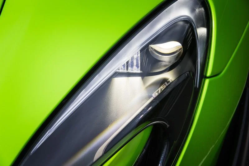 McLaren 675LT 3.8 V8 (675 Hp) SSG2015 - 2017 thumbnail 17