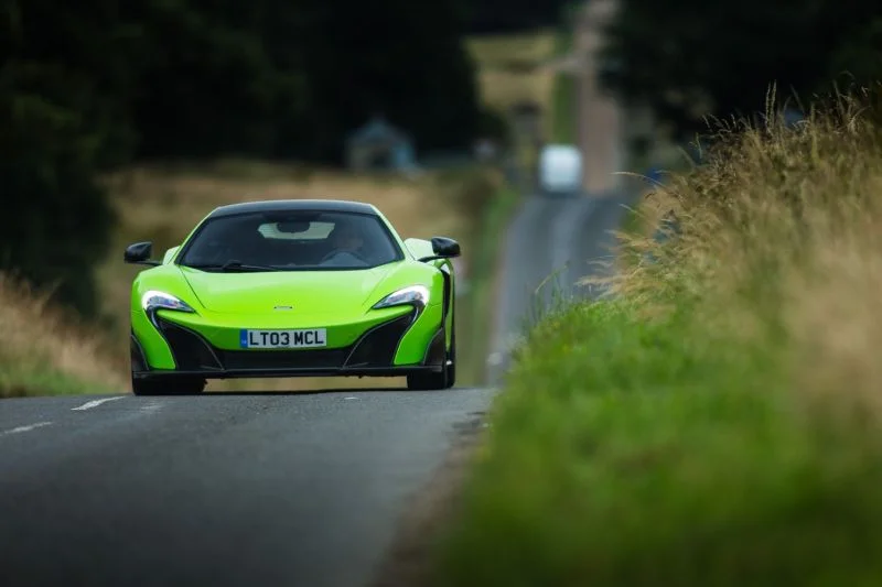 McLaren 675LT 3.8 V8 (675 Hp) SSG2015 - 2017 thumbnail 5