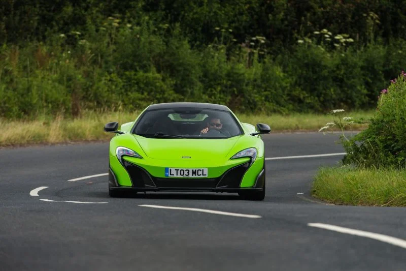 McLaren 675LT 3.8 V8 (675 Hp) SSG2015 - 2017 thumbnail 9