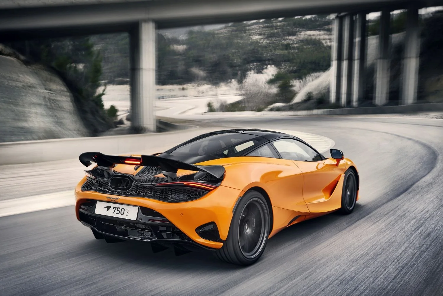 McLaren 750S 4.0 V8 (750 Hp) SSG2023 - thumbnail 2