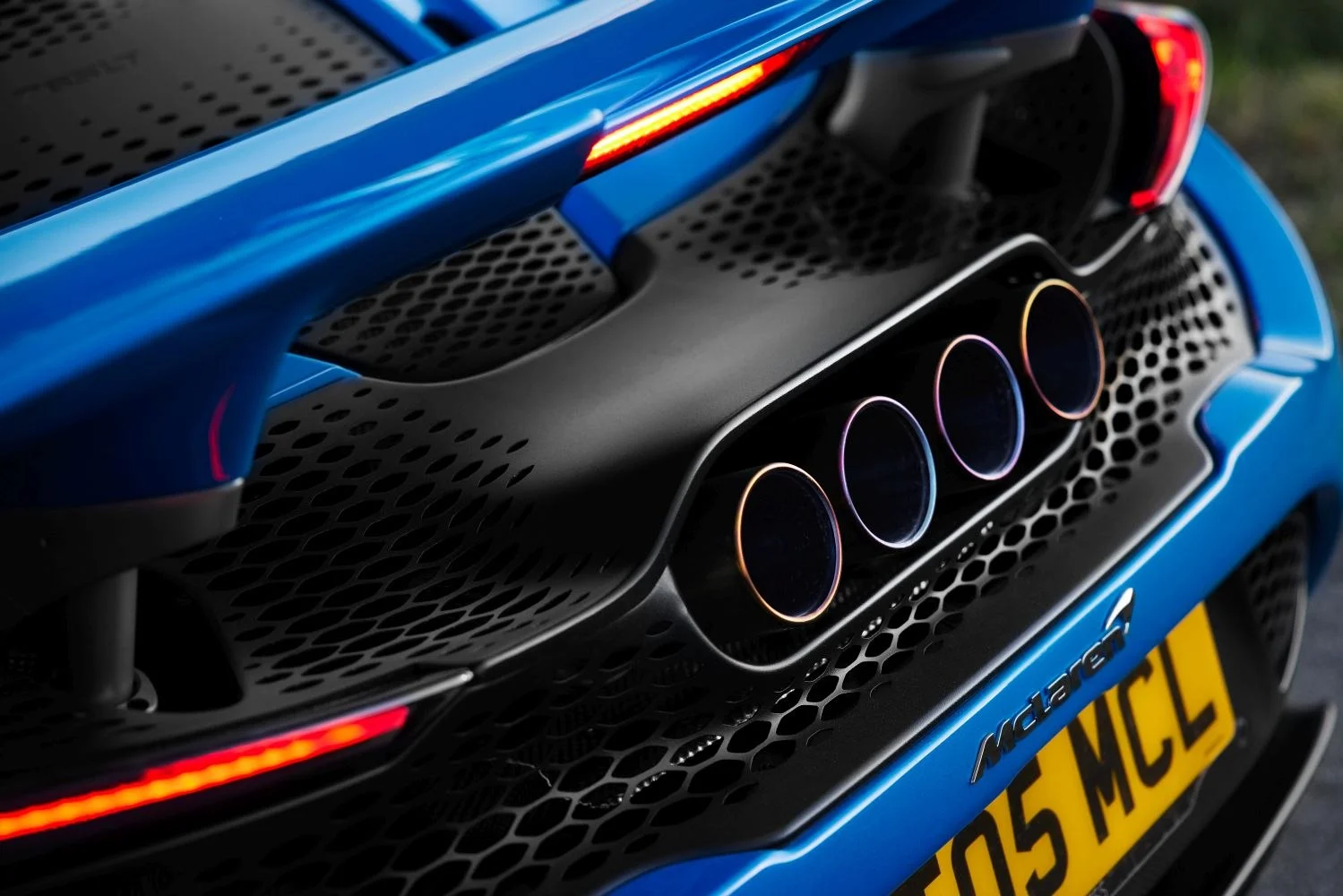 McLaren 765LT 4.0 V8 (765 Hp) SSG2021 - thumbnail 3