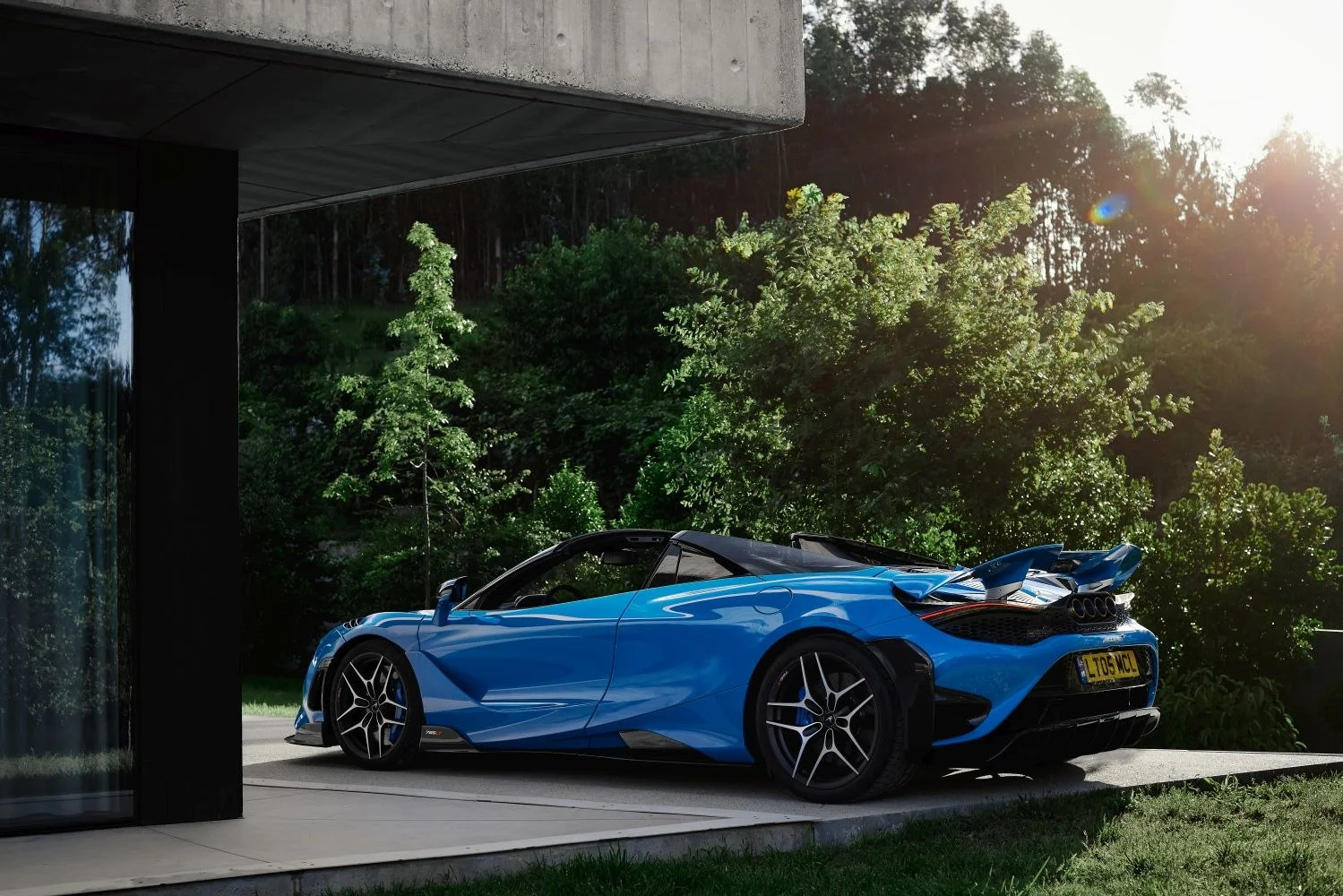 McLaren 765LT 4.0 V8 (765 Hp) SSG2021 - thumbnail 4