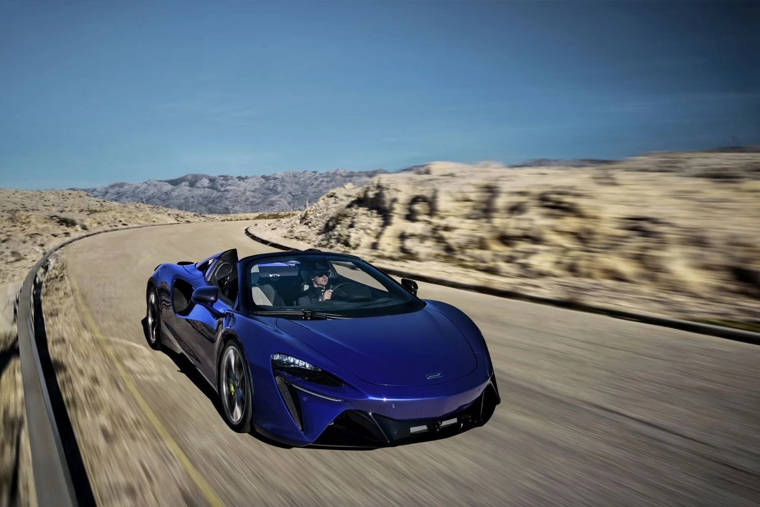 McLaren Artura 3.0 V6 (700 Hp) Plug-in Hybrid SSG2024 - thumbnail 11