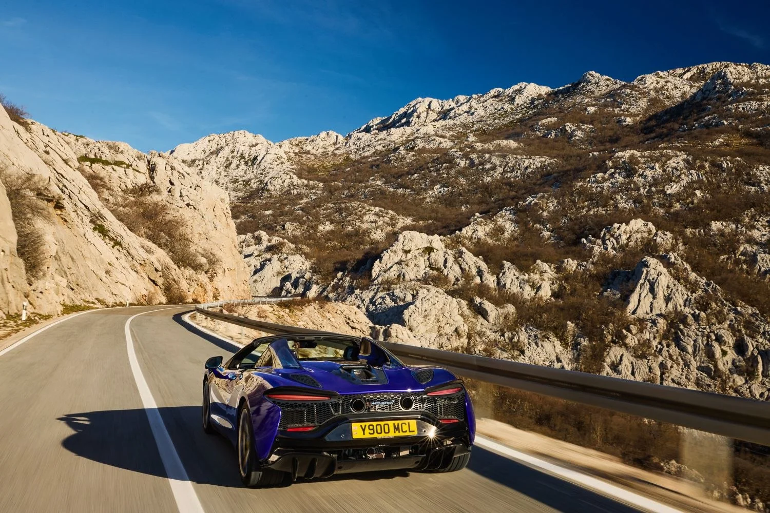 McLaren Artura 3.0 V6 (700 Hp) Plug-in Hybrid SSG2024 - thumbnail 14