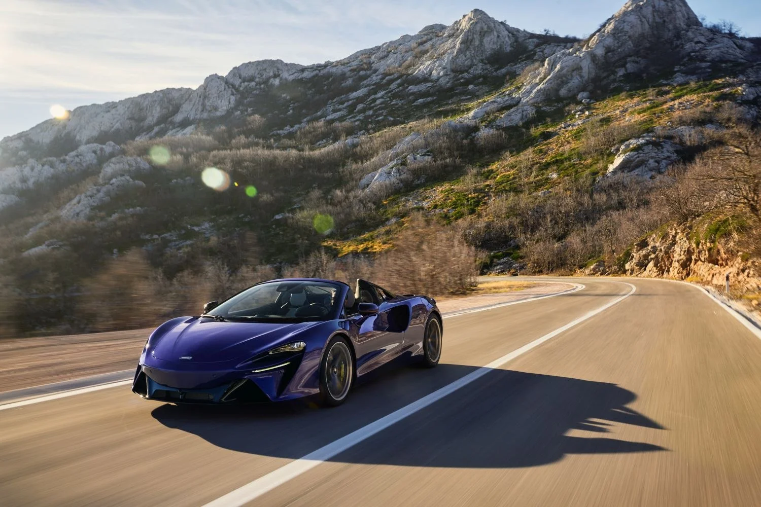 McLaren Artura 3.0 V6 (700 Hp) Plug-in Hybrid SSG2024 - thumbnail 15