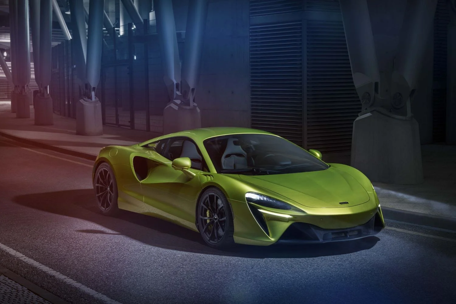 McLaren Artura 3.0 V6 (680 Hp) Plug-in Hybrid SSG2021 - 2024 thumbnail 13