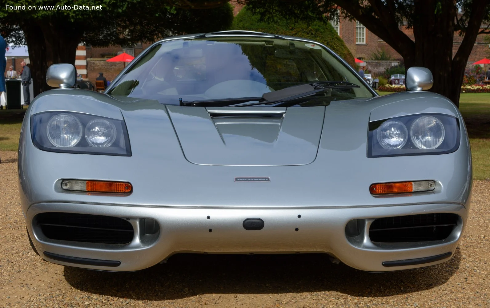 McLaren F1 6.1 V12 (627 Hp)1992 - 2000 thumbnail 2