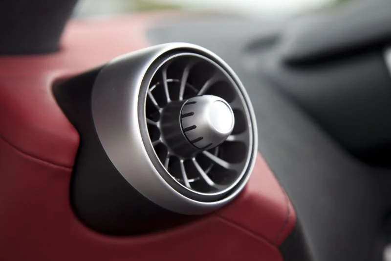 McLaren MP4-12C 3.8 V8 (625 Hp) SSG2011 - 2014 thumbnail 17