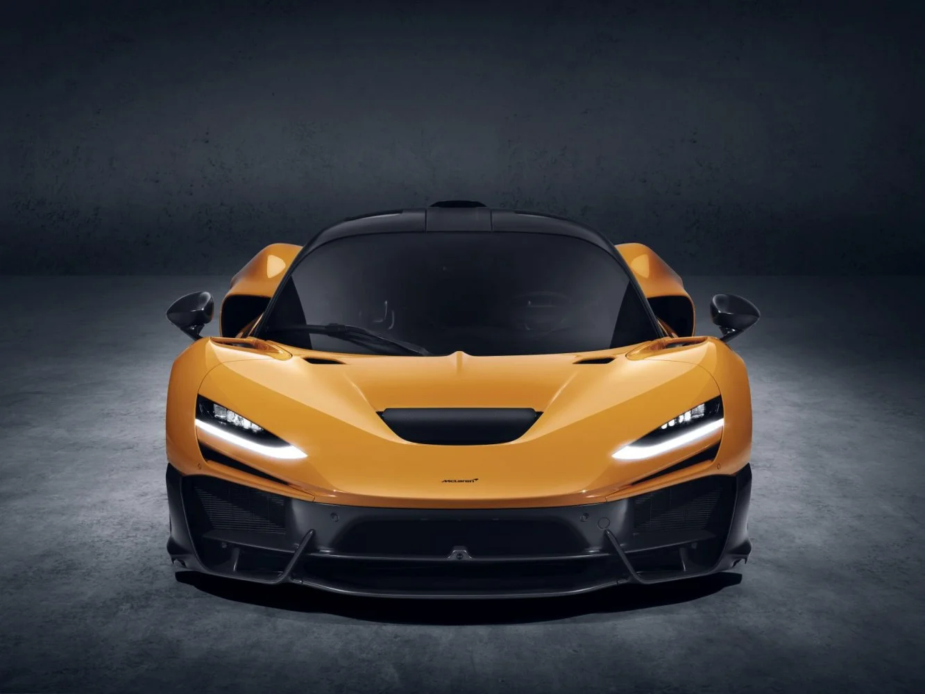 McLaren W1 4.0 V8 (1275 Hp) Plug-in Hybrid DCT2025 - thumbnail 3