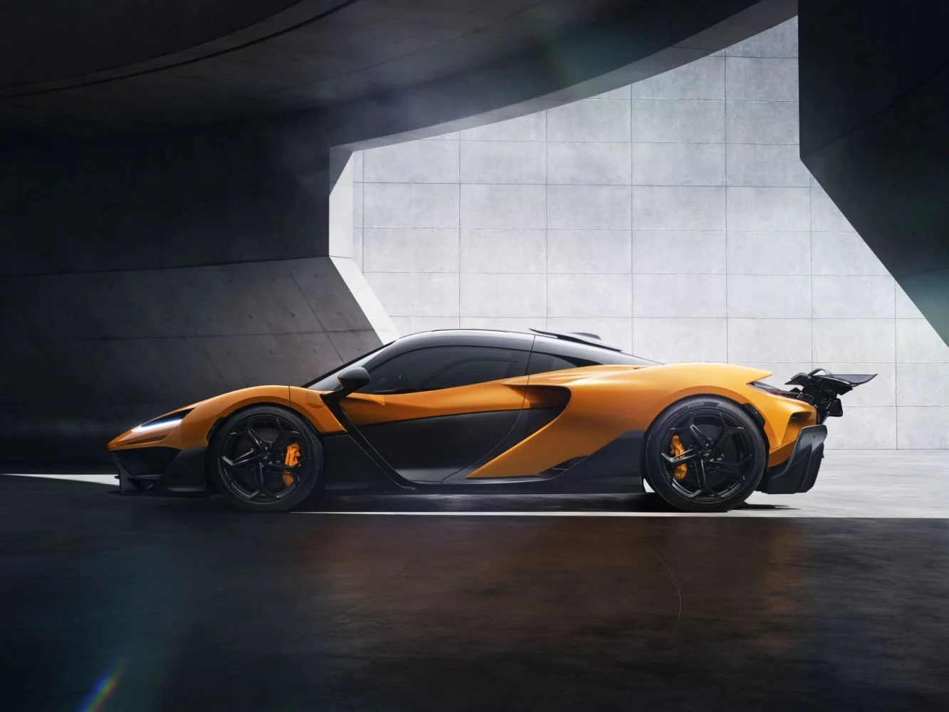 McLaren W1 4.0 V8 (1275 Hp) Plug-in Hybrid DCT2025 - thumbnail 8