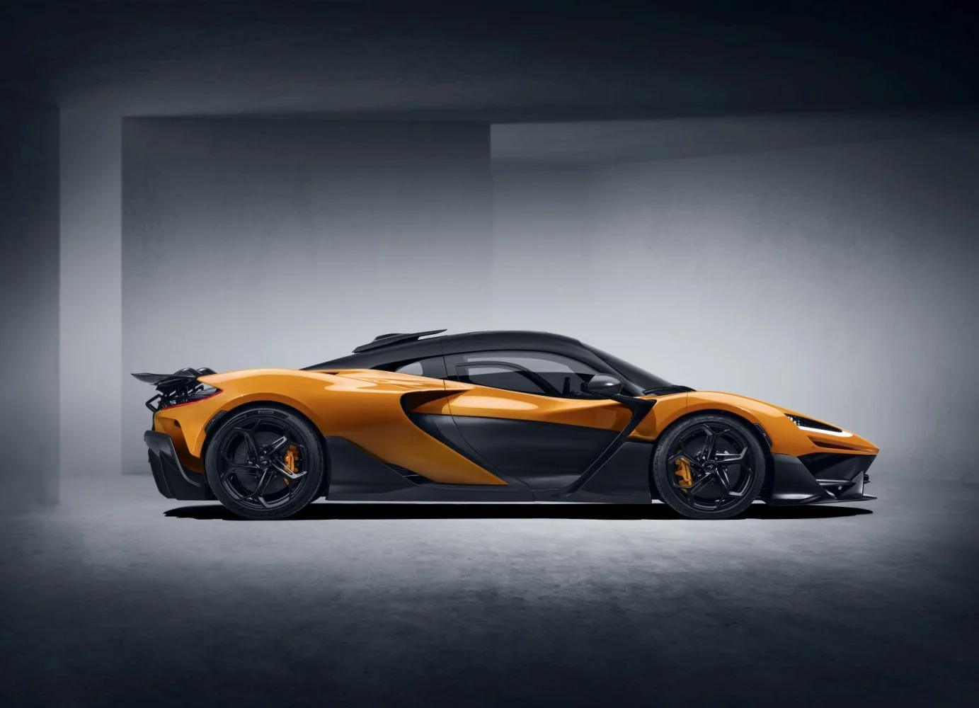 McLaren W1 4.0 V8 (1275 Hp) Plug-in Hybrid DCT2025 - thumbnail 10