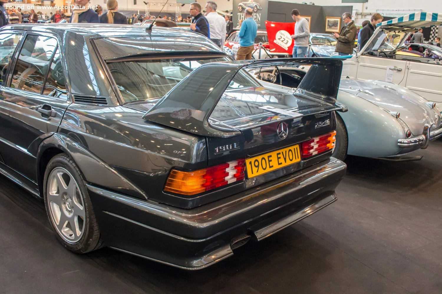 Mercedes-Benz 190 2.0 (102 Hp)1988 - 1989 thumbnail 3