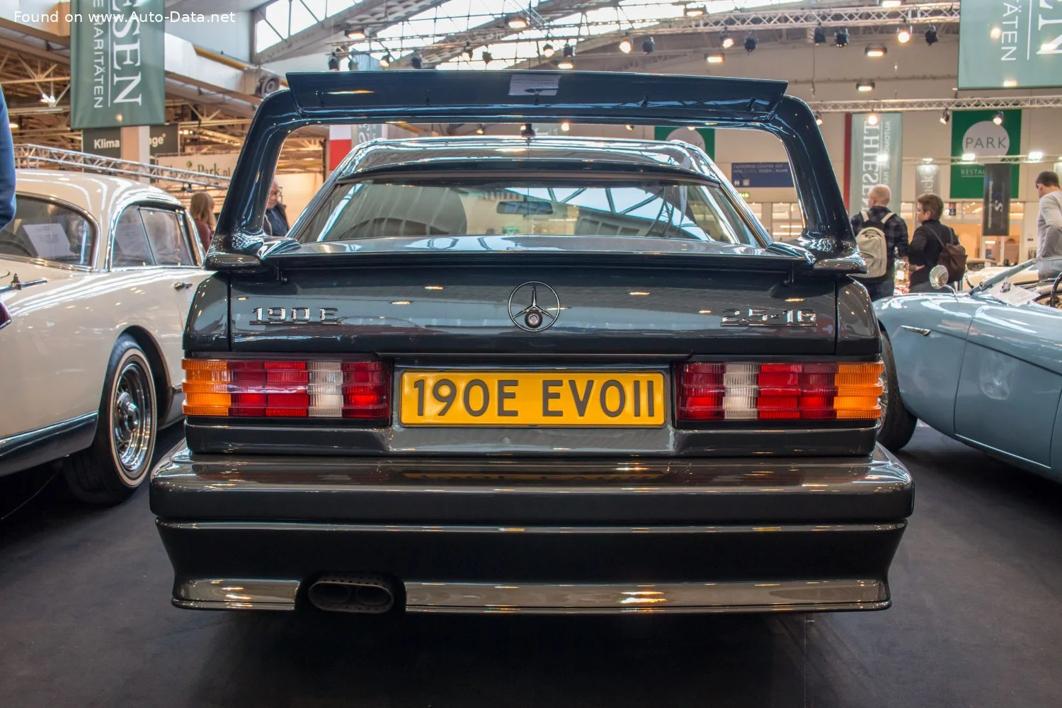 Mercedes-Benz 190 2.0 (102 Hp)1988 - 1989 thumbnail 4