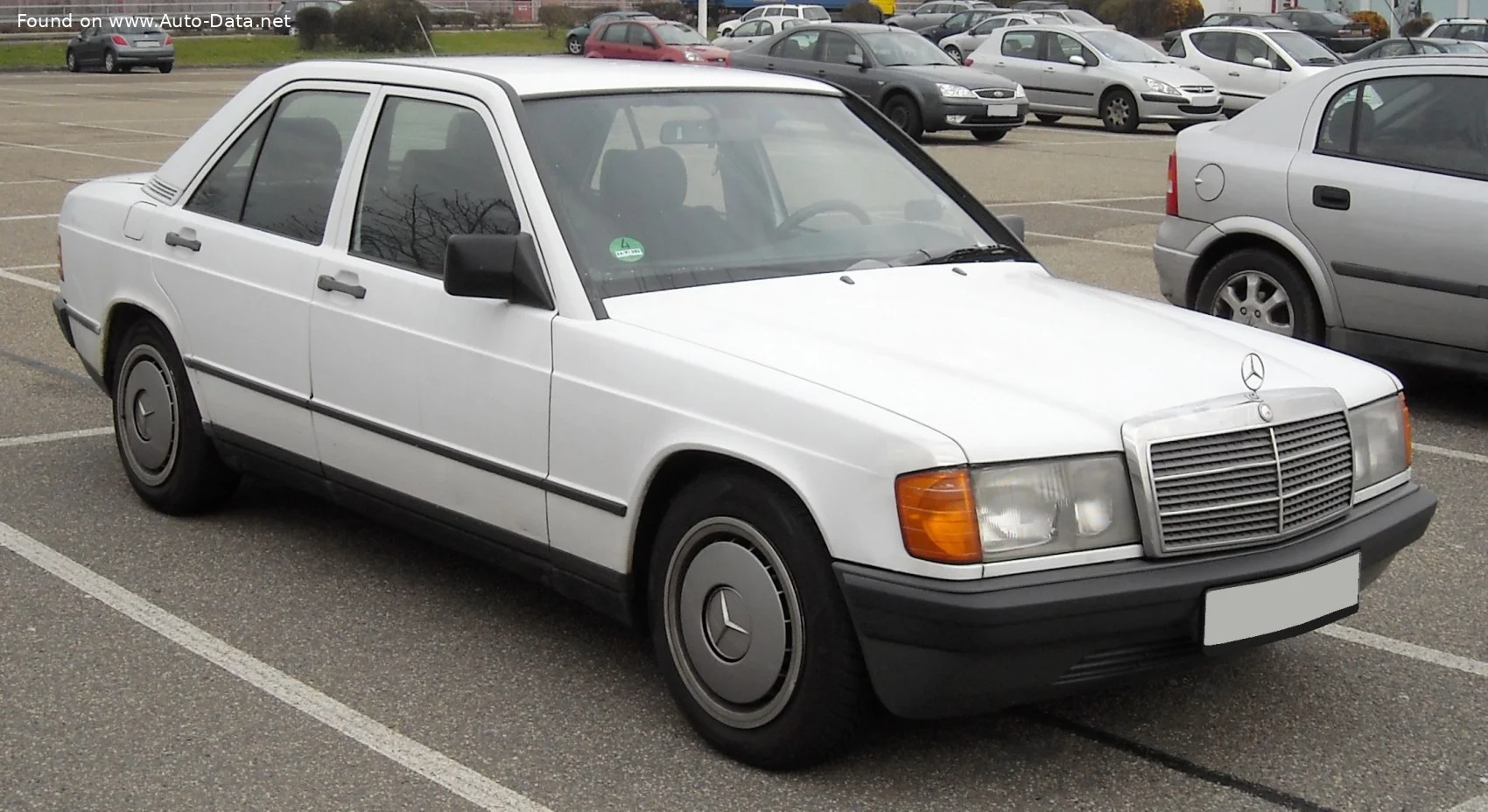 Mercedes-Benz 190 2.0 (105 Hp)1986 - 1988 thumbnail 4