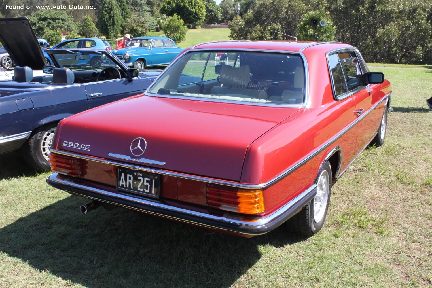 Mercedes-Benz /8 250 C 2.8 (130 Hp)1973 - 1976 thumbnail 6