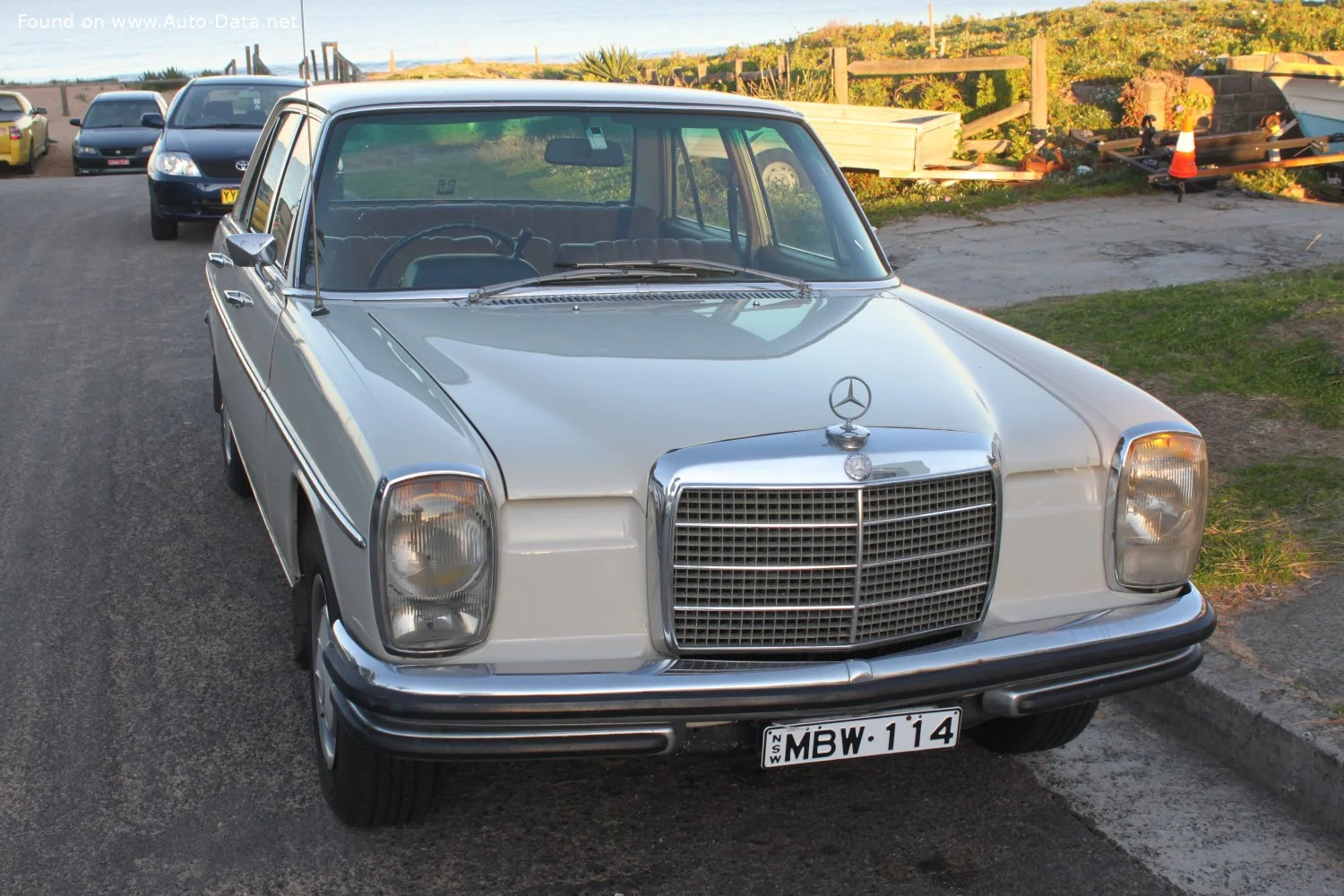 Mercedes-Benz /8 230/8 (120 Hp)1967 - 1973 thumbnail 3