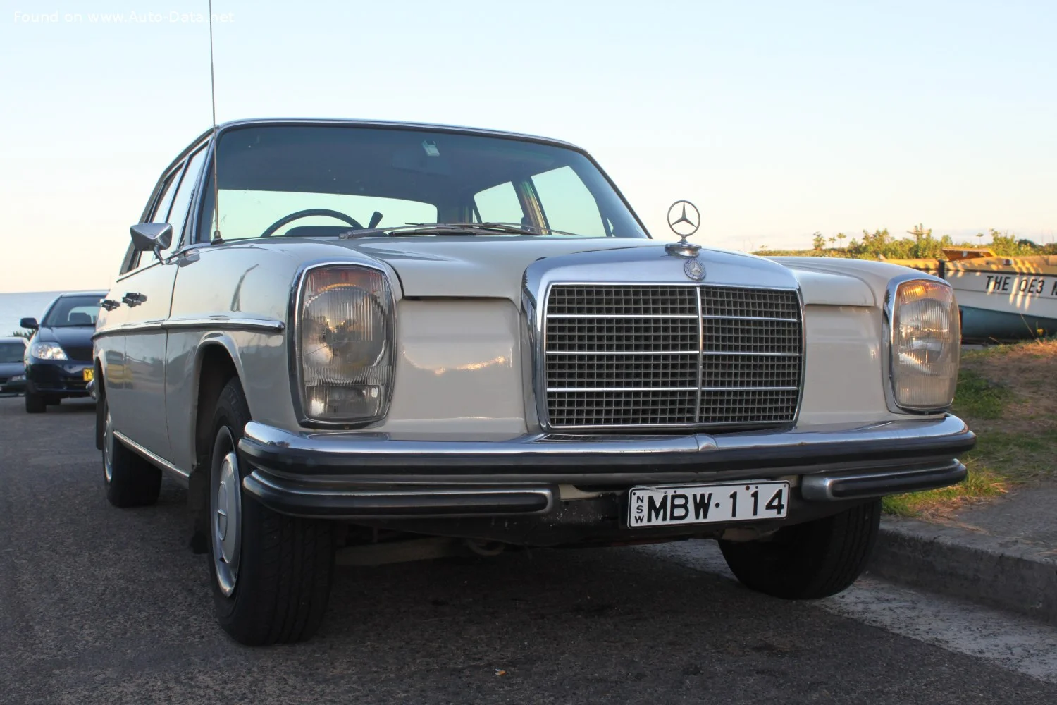 Mercedes-Benz /8 230/8 (120 Hp)1967 - 1973 thumbnail 4